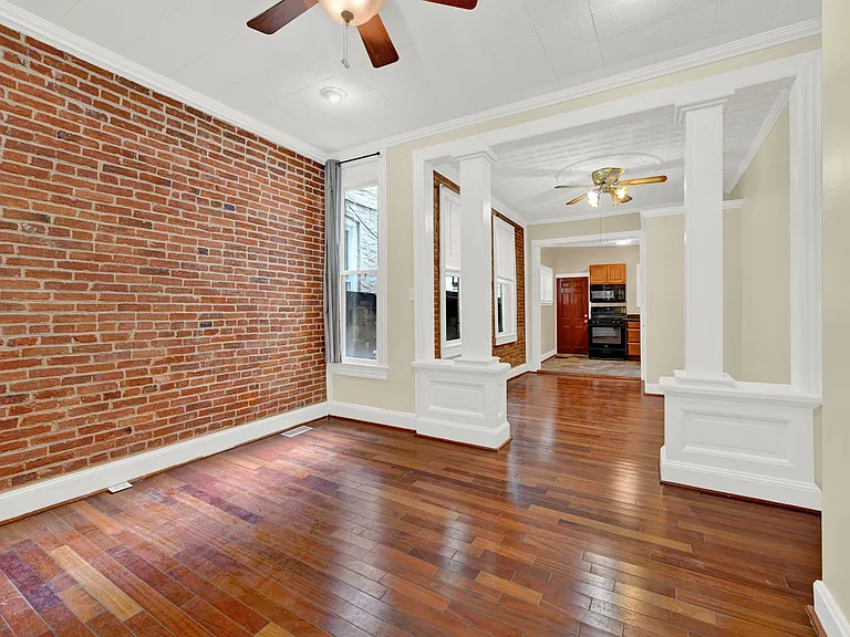1230 S Charles St — Photo 2