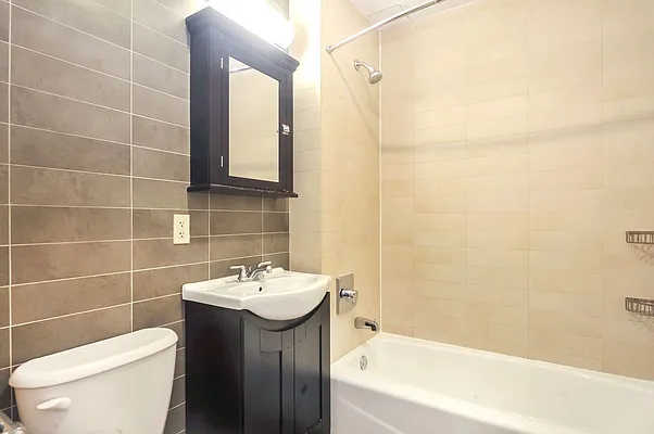 Rented by Compass | media 12