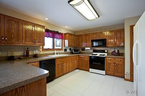 5th image of 13325 Grill Dr