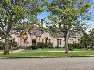 510 Meacham Ave, Park Ridge, IL 60068