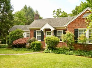 2205 Stadium Rd, Charlottesville, VA 22903