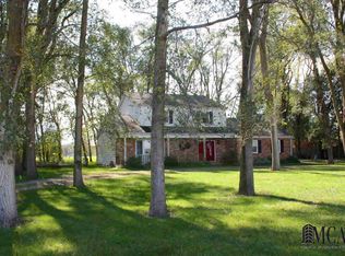 1401 W Erie Rd, Temperance, MI 48182