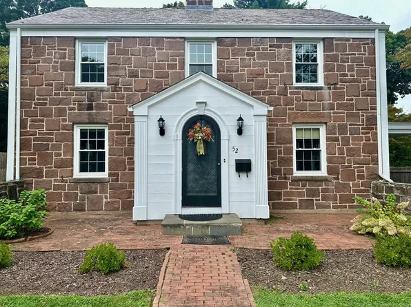 52 Thomson Road, West Hartford, CT 06107