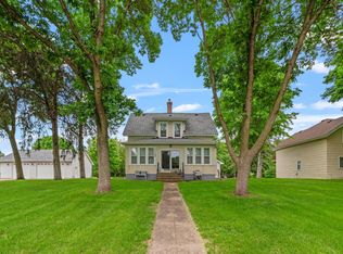 11106 River Rd NE, Hanover, MN 55341