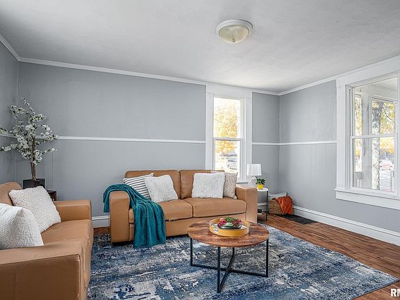 3rd image of 1127 N Ripley St