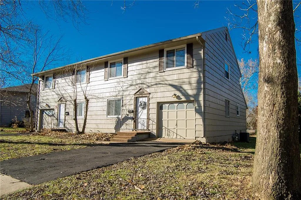 8324 Hemlock St — Photo 2