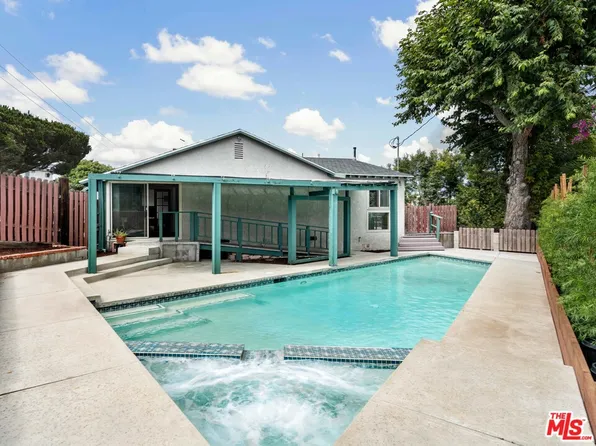 7600 Earldom Ave, Playa Del Rey, CA 90293