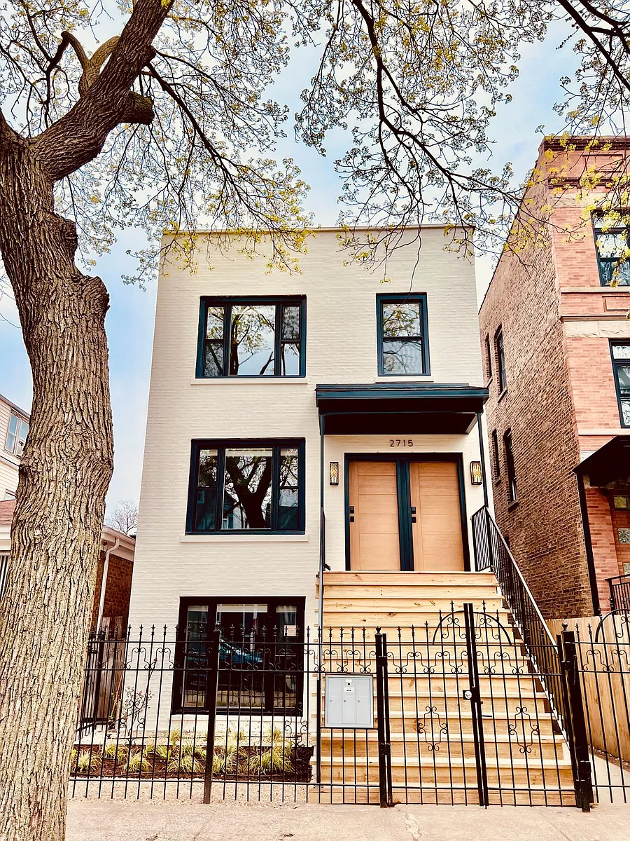 Building Photo - 2715 N Lawndale Ave #1