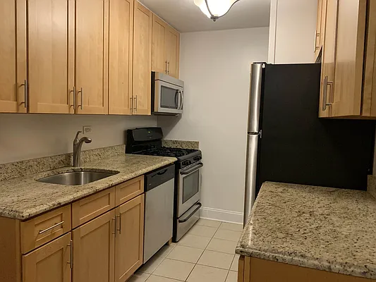 Rented by Beekman Street Realty | media 10