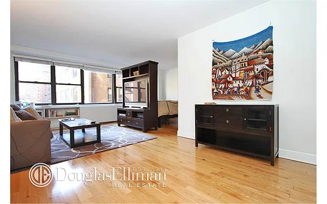 Sold by Douglas Elliman | media 4
