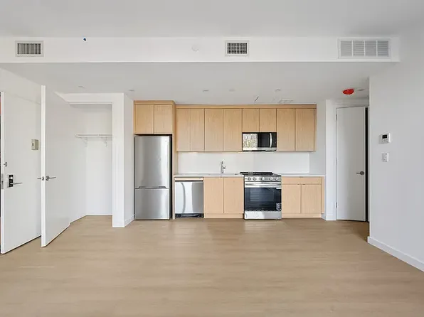 645 Park Pl, Brooklyn, NY