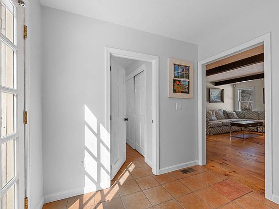 5th image of 65 Kendall Hill Road