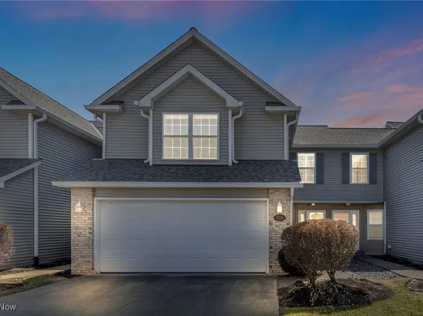 526 Hidden Harbor Dr, Painesville, OH 44077