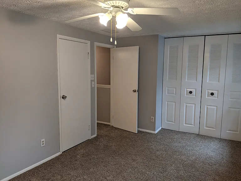 6463 Meadow Rue Dr — Photo 14