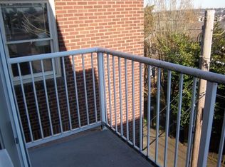 6518 Phinney Ave N APT 2, Seattle, WA 98103