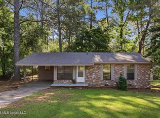 815 Mamie Dr, Mendenhall, MS 39114