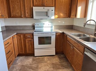 1150 Hemlock St, Florence, OR 97439