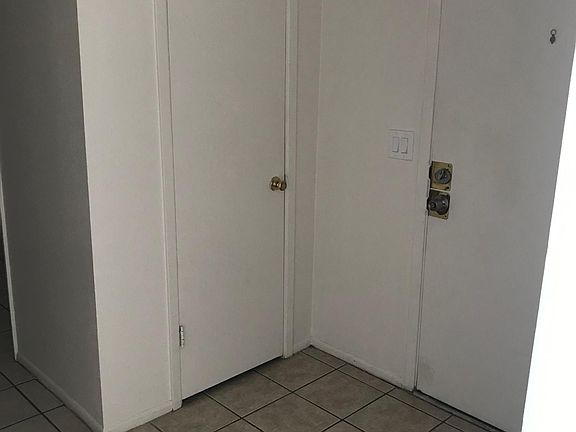 2nd image of 15601 N 27th St Unit 29