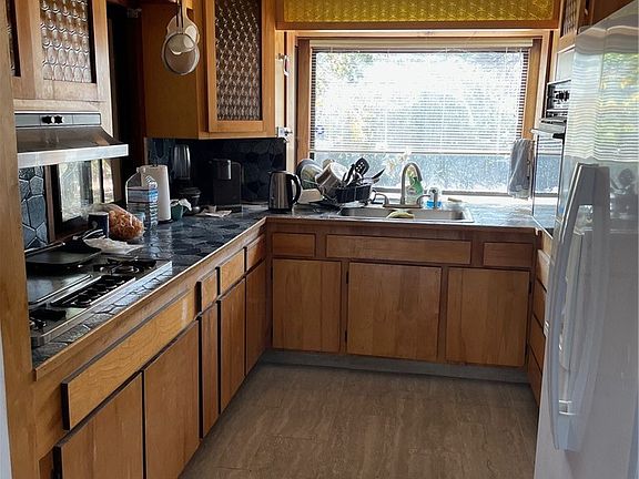 3rd image of 9275 Sheep Ranch Rd