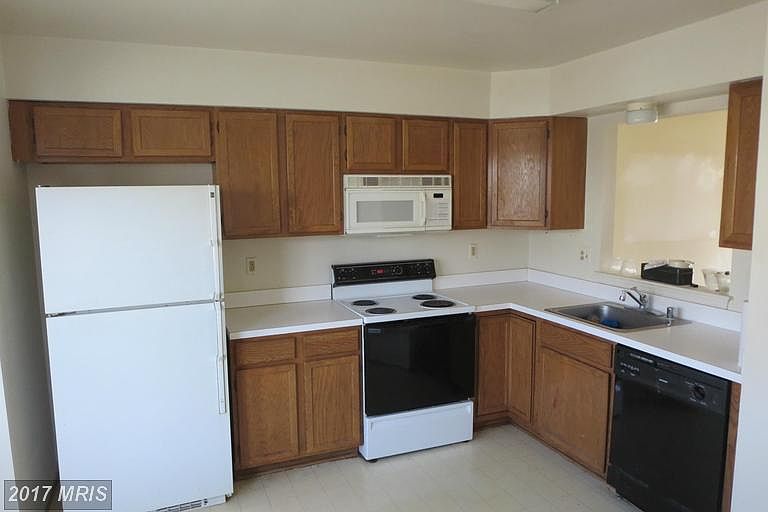 2nd image of 65 Powderview Ct