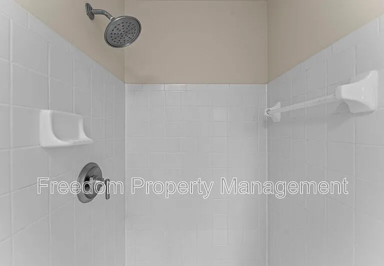 8644 Sanderling Dr — Photo 44