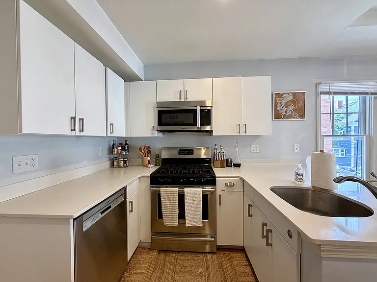 77 F St #2 — Photo 7