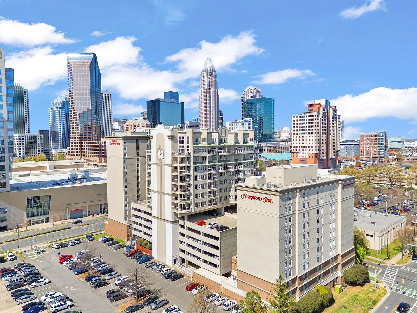 One of just 26 luxury residences in the exclusive uptown condo complex known as The Madison. — Photo 4