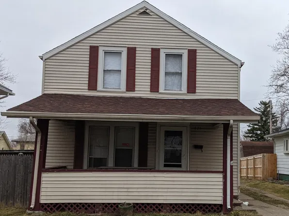 221 E Eckman St, South Bend, IN 46614