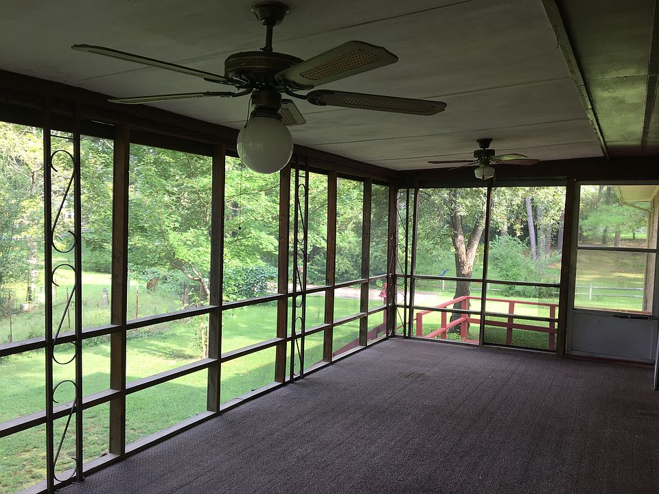 Large Screen Porch