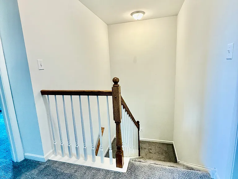 1024 Alexander Dr — Photo 12