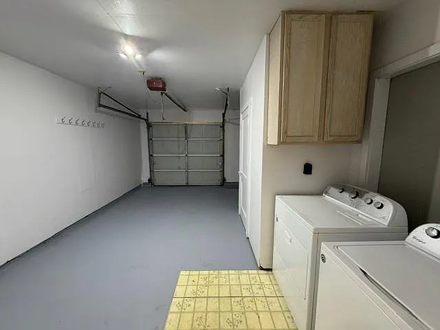 402 Dunwick Ln — Photo 21