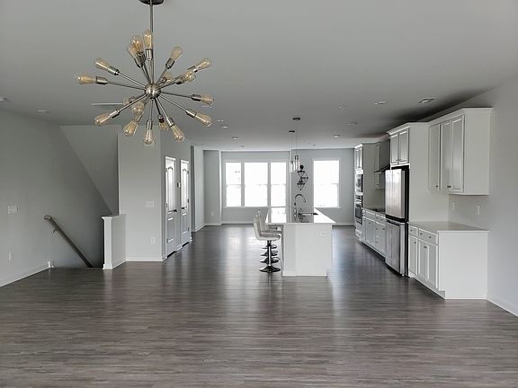5th image of 5906 Laurel Bed Ln Unit B
