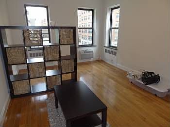 2nd image of 353 E 85th St APT 2C