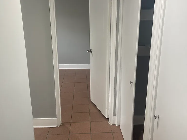 3610 Newton Ave #9 — Photo 10