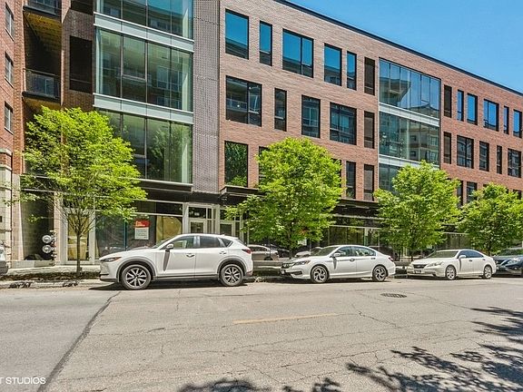5th image of 842 N Larrabee St #207