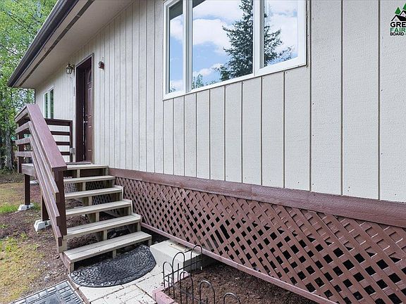 2nd image of 775 Constitution Dr