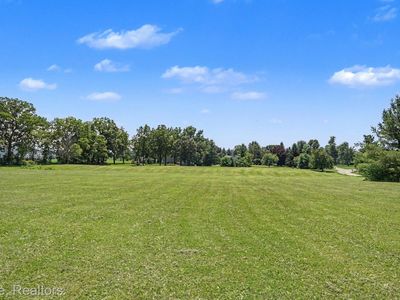 27000 Stancrest Dr, South Lyon, MI, 48178