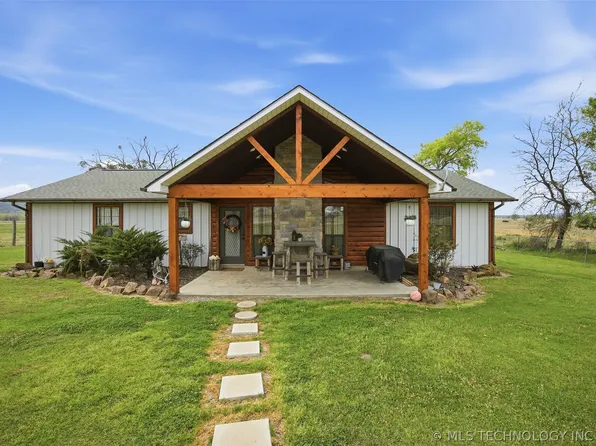 8446 E Greasy Bend Rd, Stringtown, OK 74569