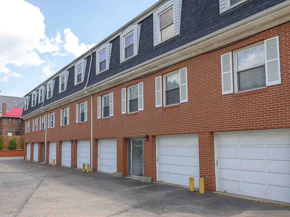 1st image of 910 W Riverside Ave #6