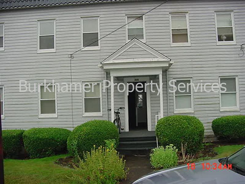 1st image of 303 W Marcy Ave