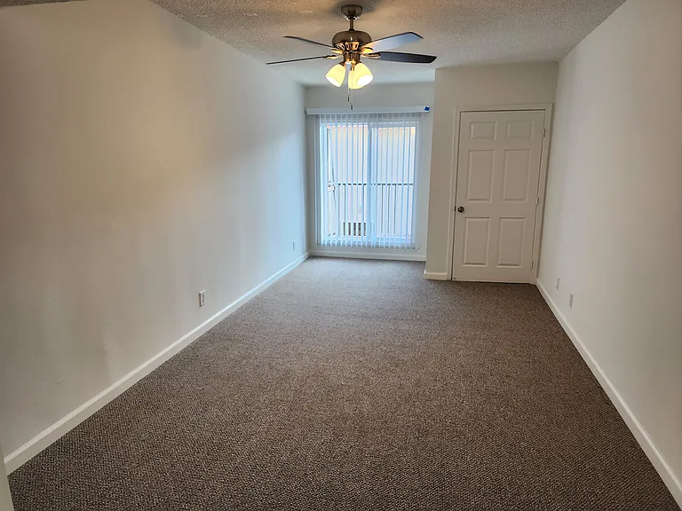12535 Pacific Ave #7 — Photo 11