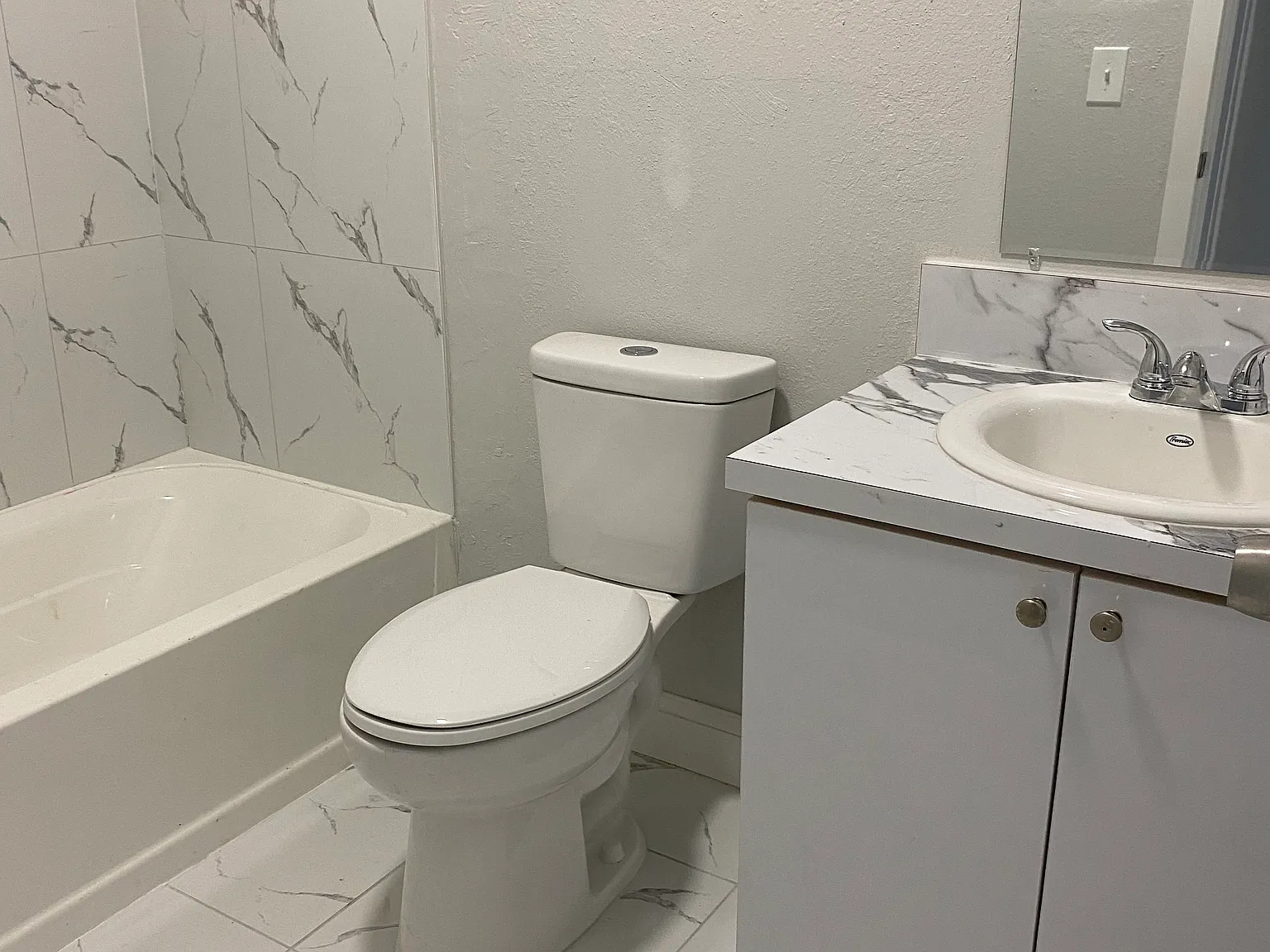 1 bed, 700 sqft, $1,500 — Photo 4