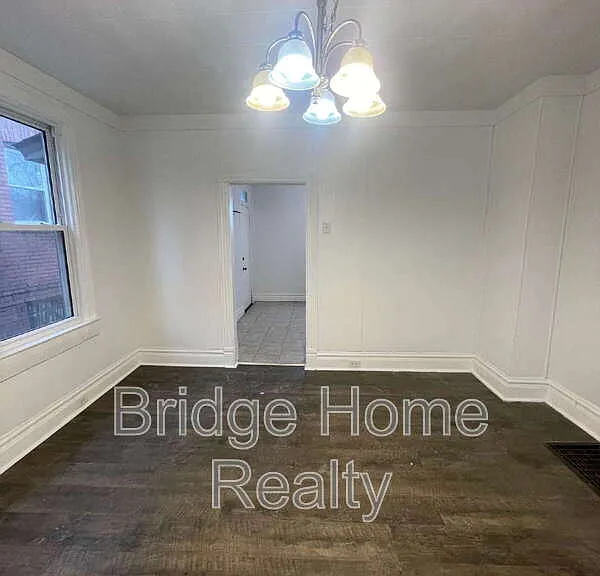 128 S Spring Ave — Photo 11