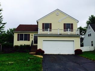 1027 Westfield Crse, Geneva, IL 60134