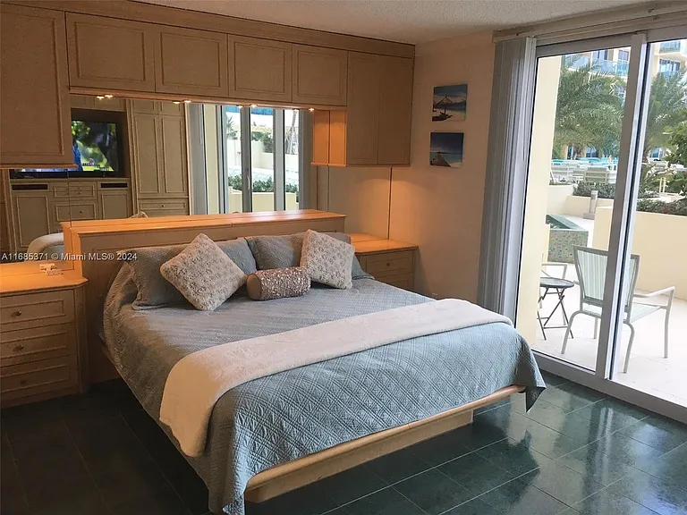 2501 S Ocean Dr #L11 — Photo 12