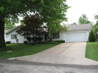 2150 E Meadow Dr, Springfield, MO 65804