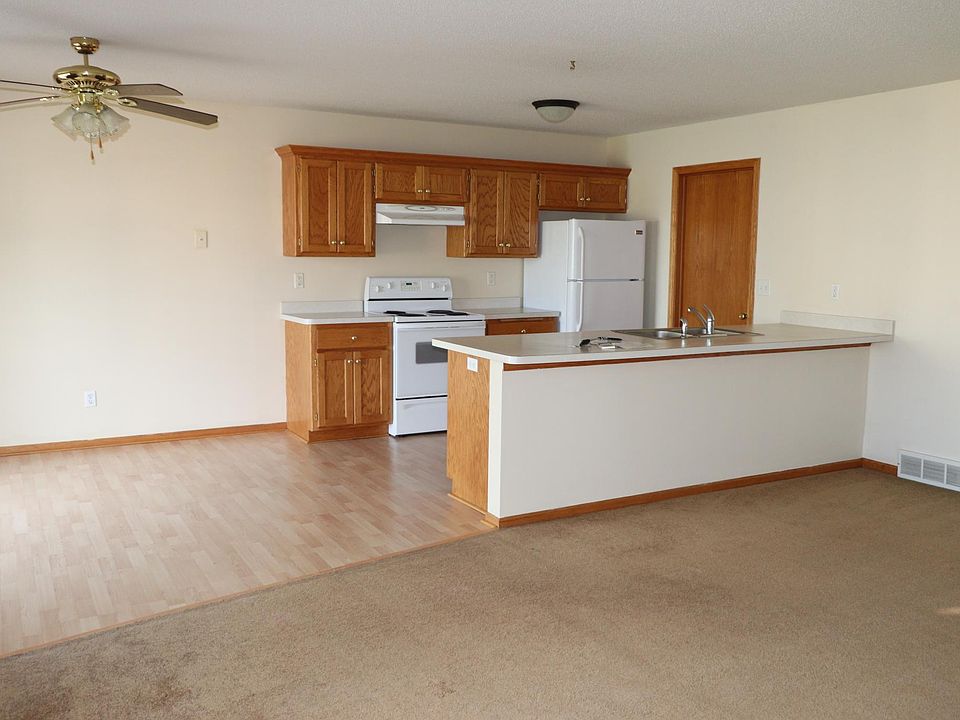 2nd image of 301 W 8th Ave #4