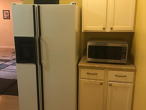 5th image of 2277 Roach St