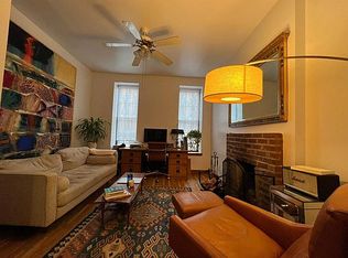 332 6th Ave #1F, Brooklyn, NY 11215