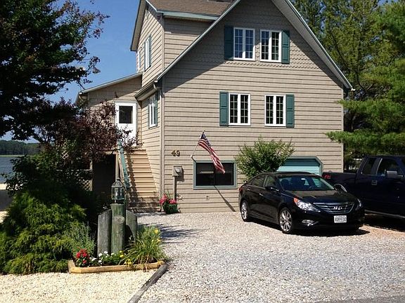 Now THIS is curb appeal!